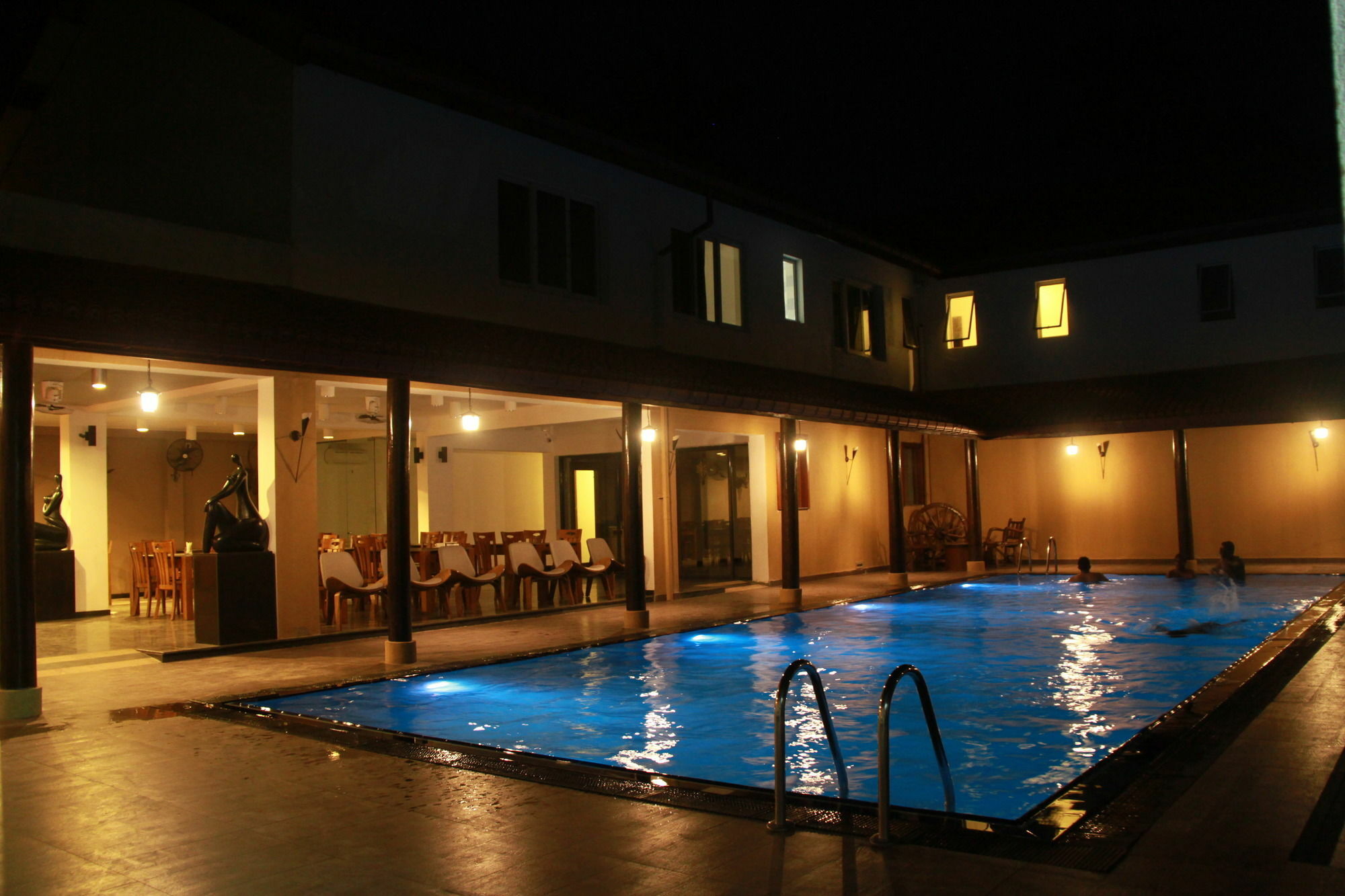 Earl'S Red Passikudah Hotel Exterior foto